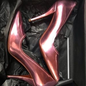Lanvin - Pink Metallic Leather Pointed Toe Pumps